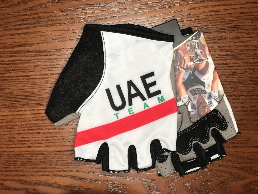 Mountain Biking Uae - 2020 UAE Team Ein Paar Sport